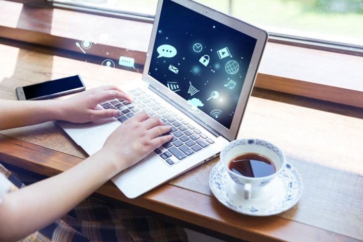 汤姆叔叔的小屋：这本160年前的老书为何今天还在刺痛我们？