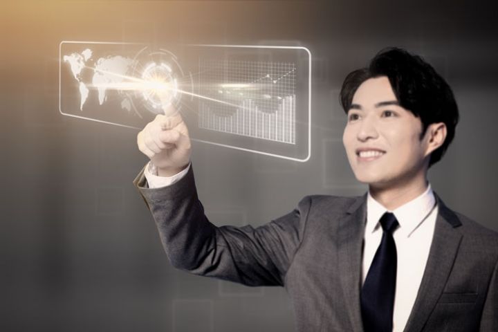 为何《[梦之翼](@replace=10001)》能穿越二十年依旧让人心动？